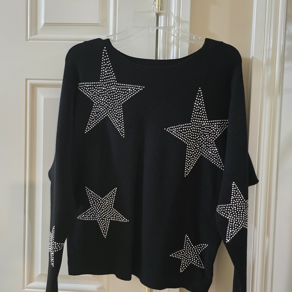 Black Star-Patterned Women's Sweater